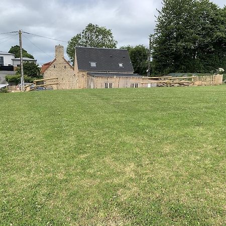 Charmante Maison De Campagne En Pierres Et Bois Sartilly-Baie-Bocage Kültér fotó