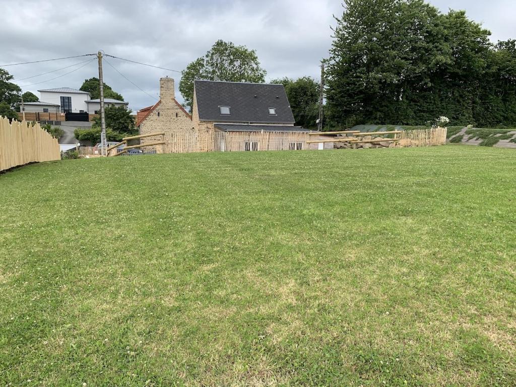 Charmante Maison De Campagne En Pierres Et Bois Sartilly-Baie-Bocage Kültér fotó