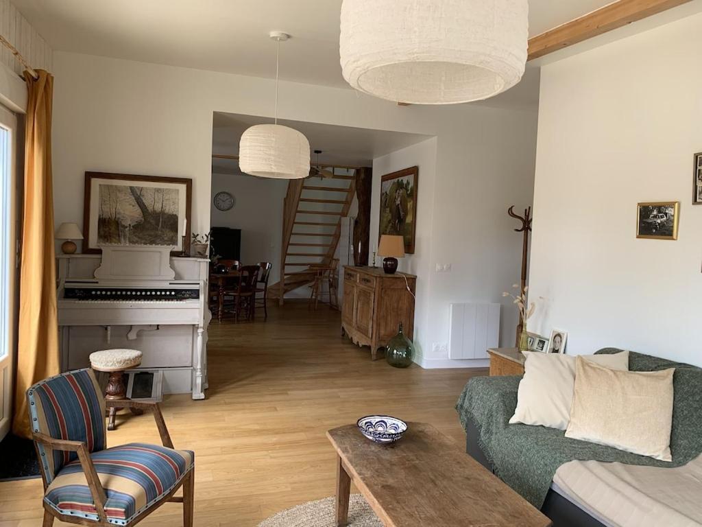 Charmante Maison De Campagne En Pierres Et Bois Sartilly-Baie-Bocage Kültér fotó