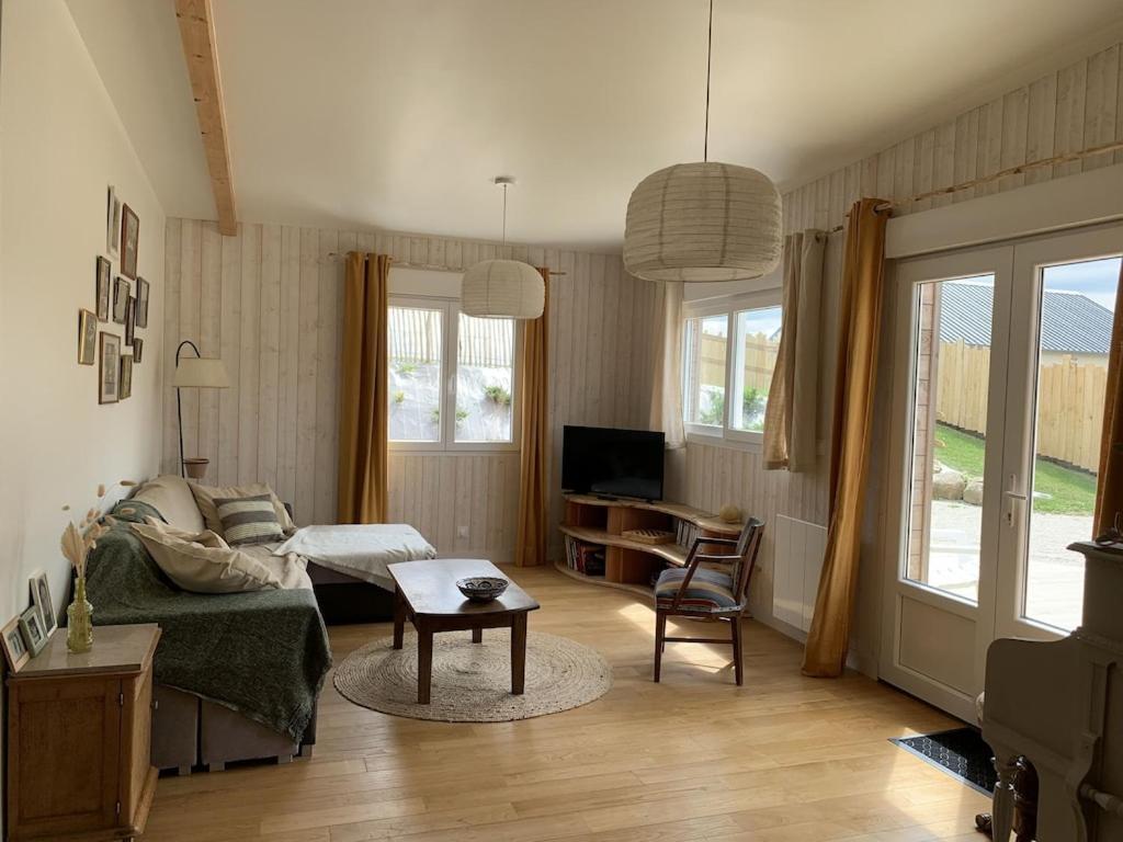 Charmante Maison De Campagne En Pierres Et Bois Sartilly-Baie-Bocage Kültér fotó